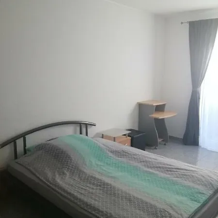 Apartment Moderne In Elz